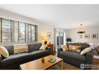 Photo #3: 1005154 Listing