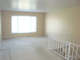 Photo #4: 1005173 Listing