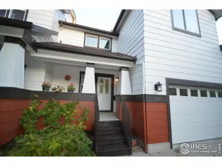 Photo #3: 1005212 Listing