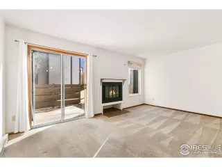 Photo #5: 1005228 Listing