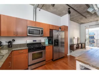 Photo #1: 1005267 Listing