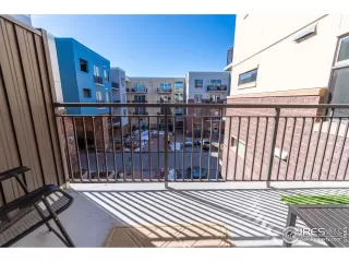 Photo #6: 1005267 Listing