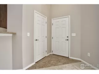 Photo #2: 1005326 Listing