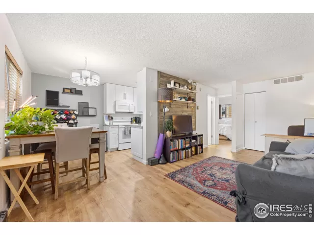 MLS: 1005382 Condo For Sale