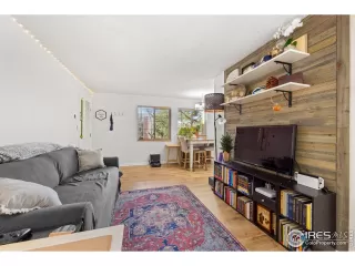 Photo #3: 1005382 Listing 