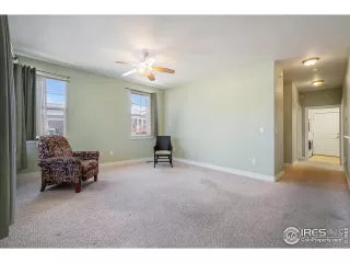 Photo #5: 1005497 Listing