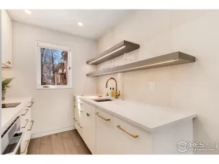 Photo #1: 1005567 Listing 