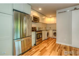 Photo #2: 1005572 Listing