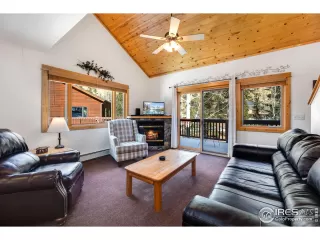 Photo #4: 1005582 Listing