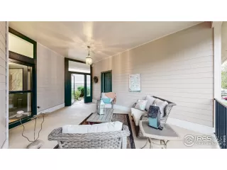 Photo #2: 1005633 Listing