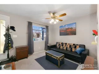 Photo #2: 1005638 Listing