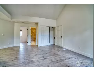 Photo #4: 1005746 Listing