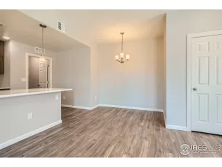 Photo #2: 1005783 Listing