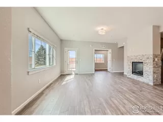 Photo #4: 1005783 Listing