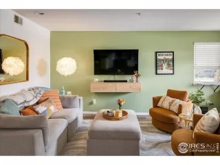 Photo #2: 1005850 Listing