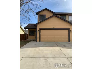 Photo #2: 1005889 Listing