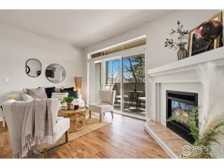 Photo #1: 1005945 Listing