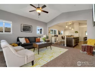 Photo #5: 1005967 Listing 