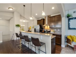 Photo #6: 1005967 Listing 