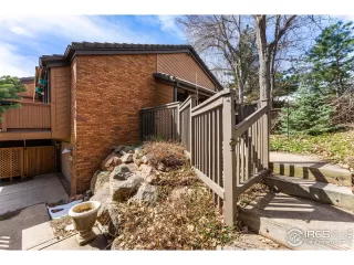 Photo #2: 1005982 Listing 