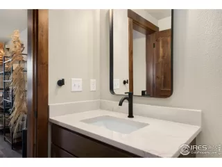 Photo #4: 1006106 Listing 