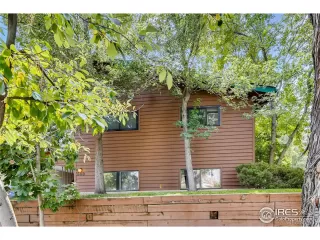 Photo #1: 1006139 Listing