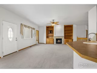 Photo #1: 1006187 Listing