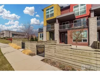 Photo #2: 1006288 Listing