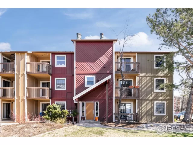 MLS: 1006296 Condo For Sale