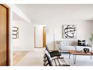 Photo #1: 1006296 Listing