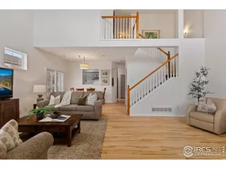 Photo #3: 1006319 Listing