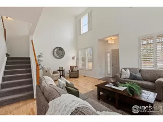 Photo #4: 1006319 Listing