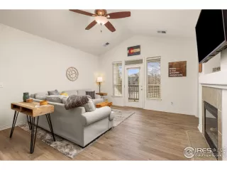 Photo #4: 1006380 Listing