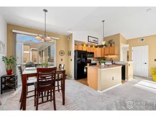 Photo #2: 1006448 Listing