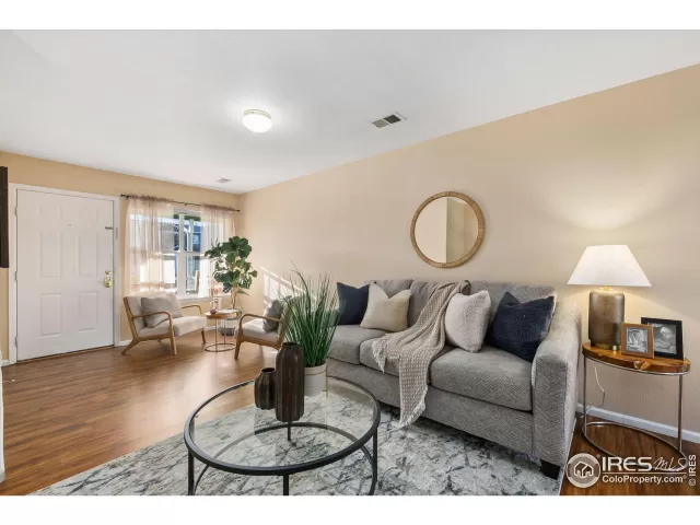 MLS: 1006486 Condo For Sale