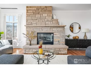 Photo #3: 1006536 Listing