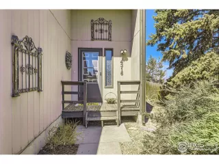 Photo #2: 1006546 Listing