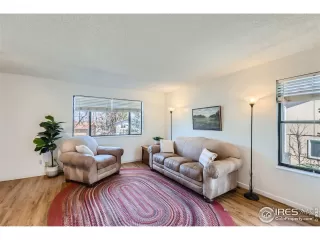 Photo #5: 1006546 Listing