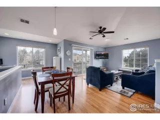 Photo #6: 1006564 Listing