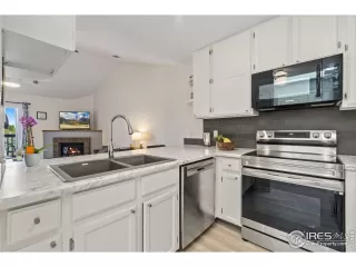 Photo #1: 1006615 Listing