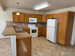 Photo #5: 1006619 Listing 