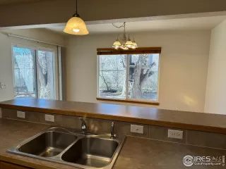 Photo #6: 1006619 Listing 