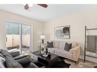 Photo #3: 1006634 Listing