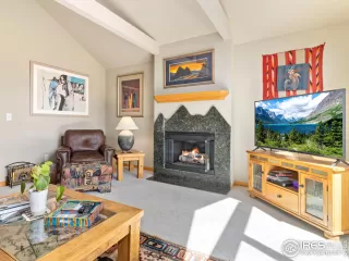 Photo #3: 1006642 Listing