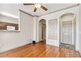 Photo #2: 1006720 Listing