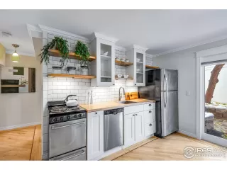 Photo #4: 1006745 Listing 