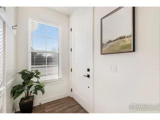 Photo #5: 1006751 Listing