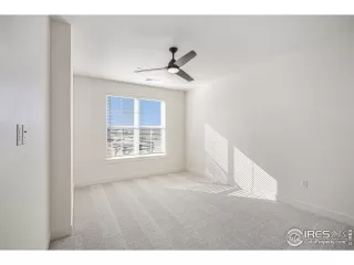 Photo #6: 1006762 Listing