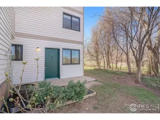 Photo #2: 1006786 Listing