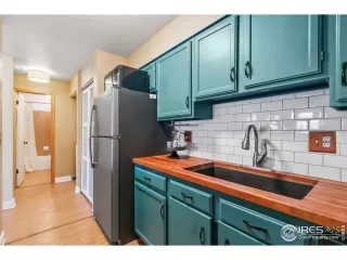 Photo #6: 1006802 Listing